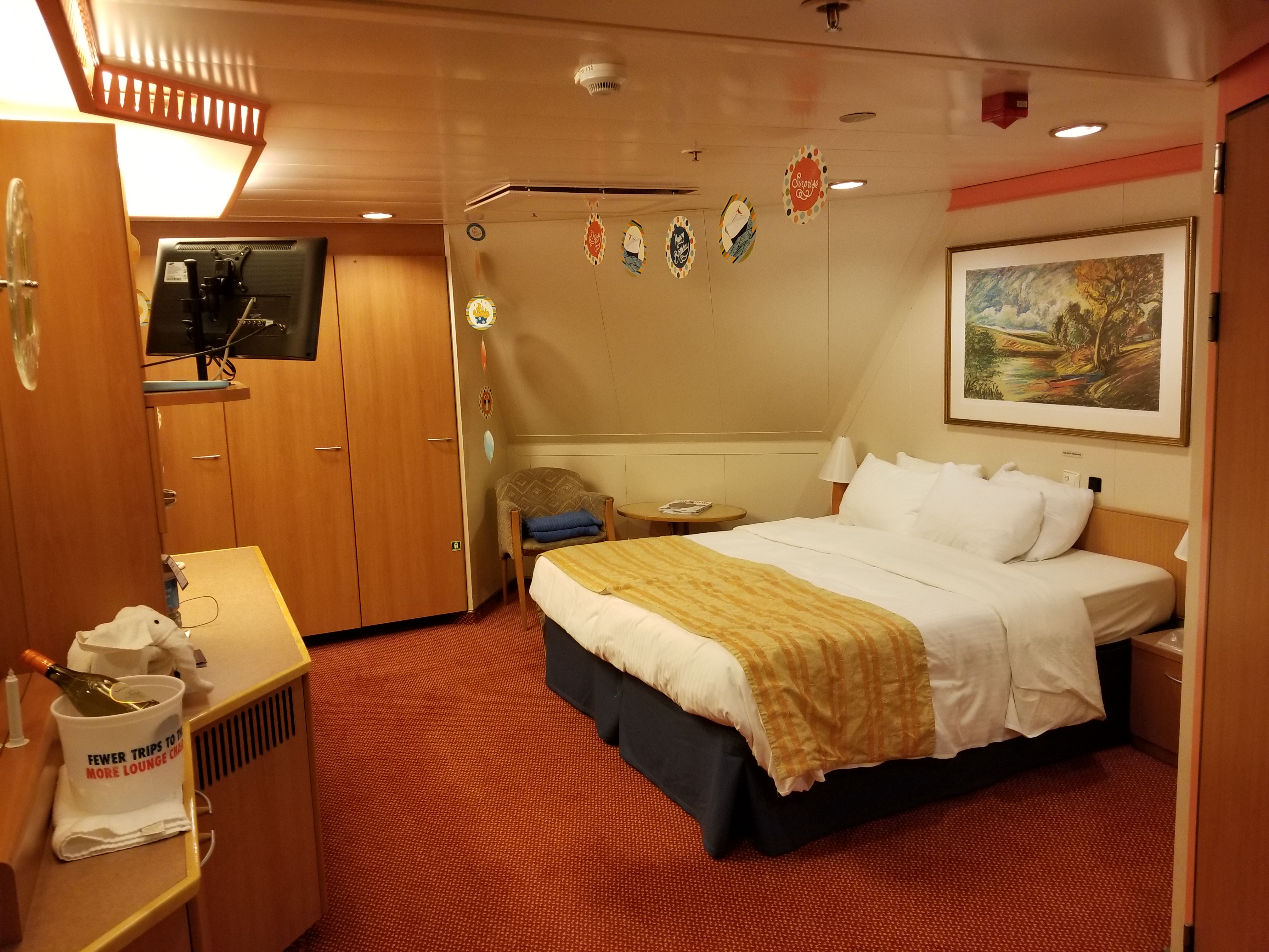 pictures of carnival cruise staterooms