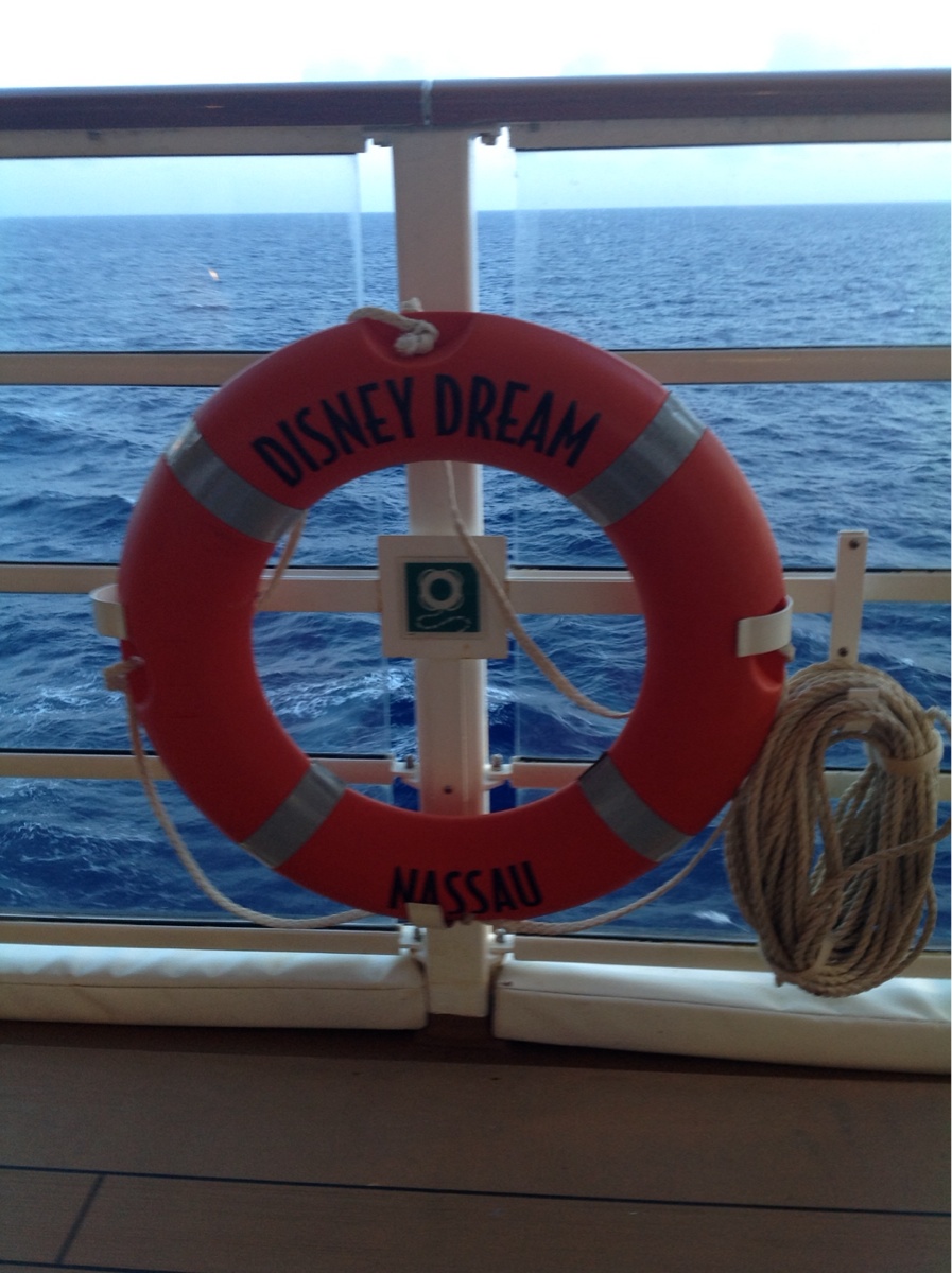 Celebrity Xploration Features and Amenities