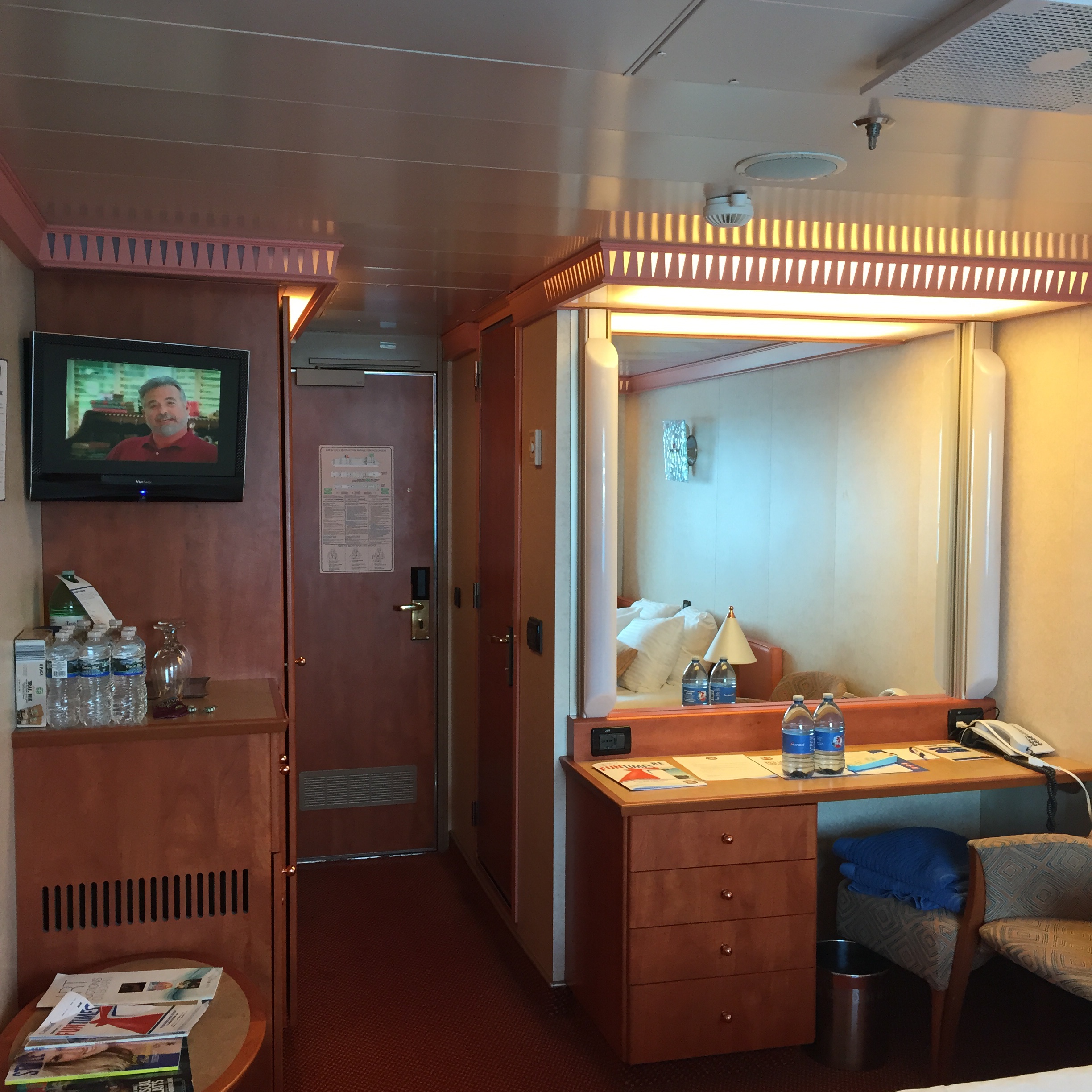 Interior Stateroom Cabin Category 4j Carnival Splendor
