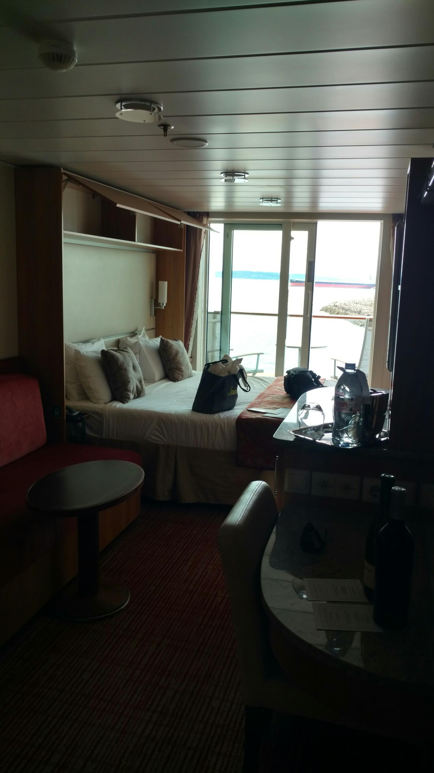 Deluxe Veranda Stateroom (Obstructed View), Cabin Category 2C ...