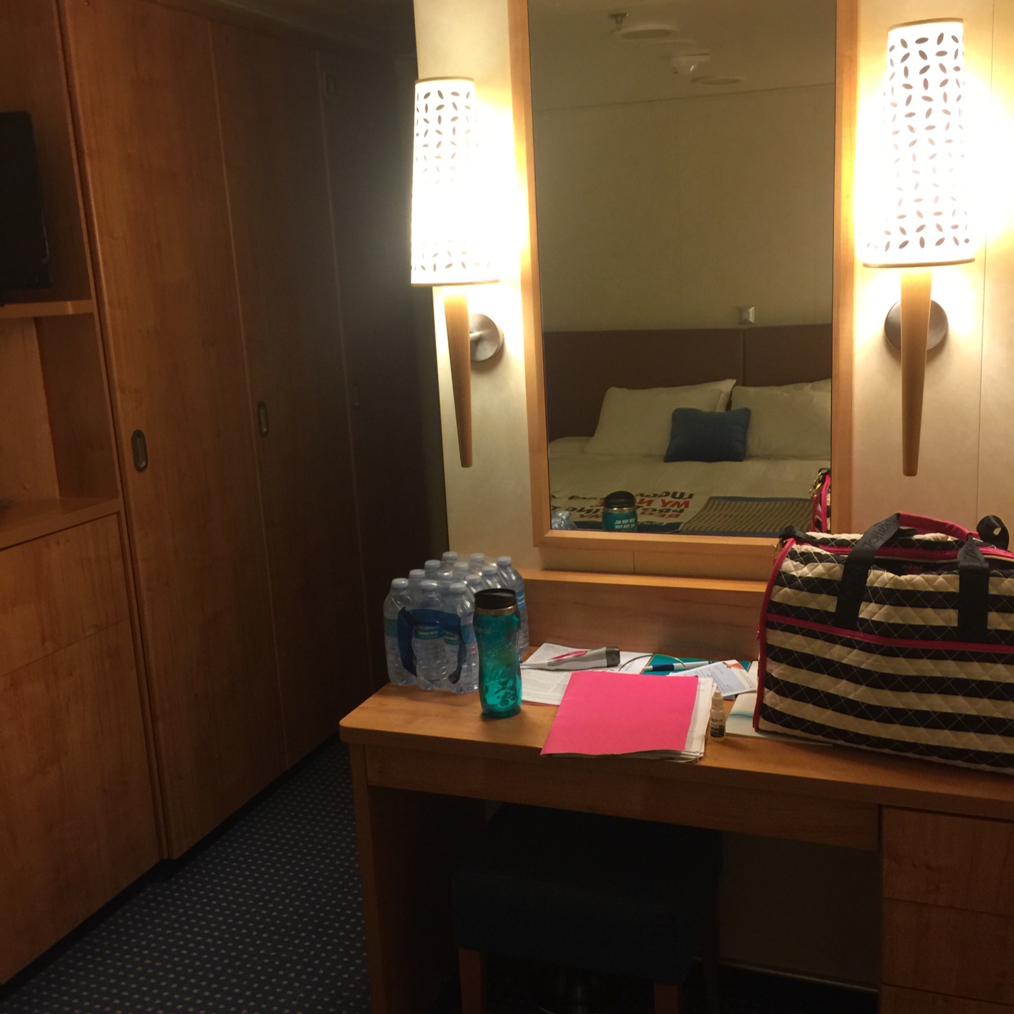 Interior Stateroom Cabin Category 4e Carnival Breeze