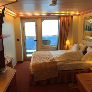 Carnival Conquest Cabins and Staterooms