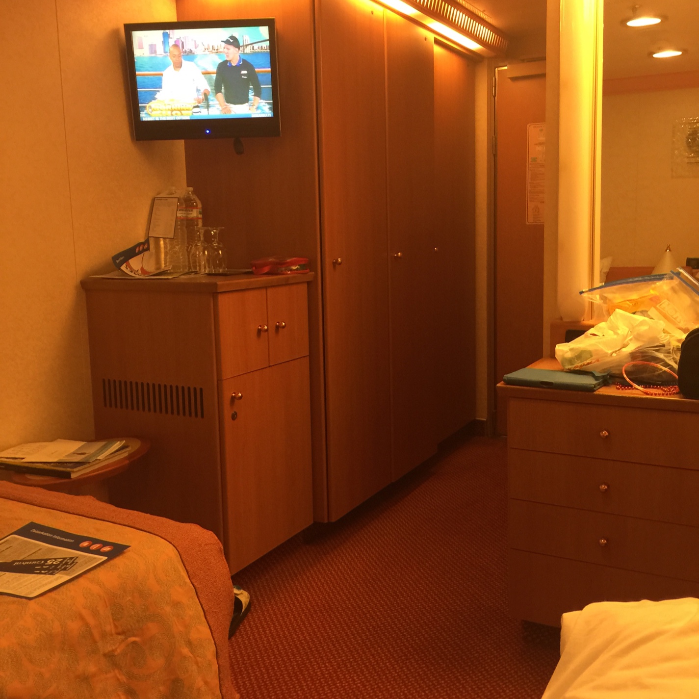 Interior Stateroom, Cabin Category 4G, Carnival Splendor