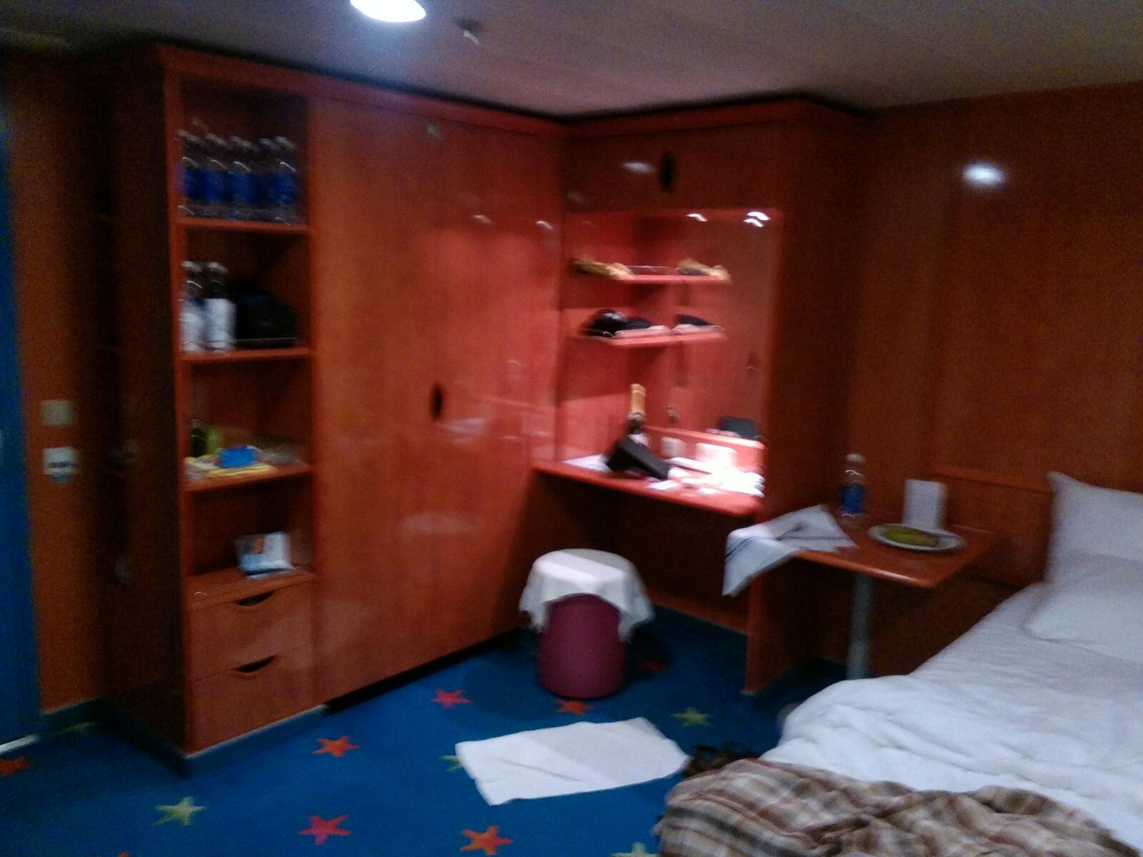 Family Inside Stateroom, Cabin Category I1, Norwegian Dawn