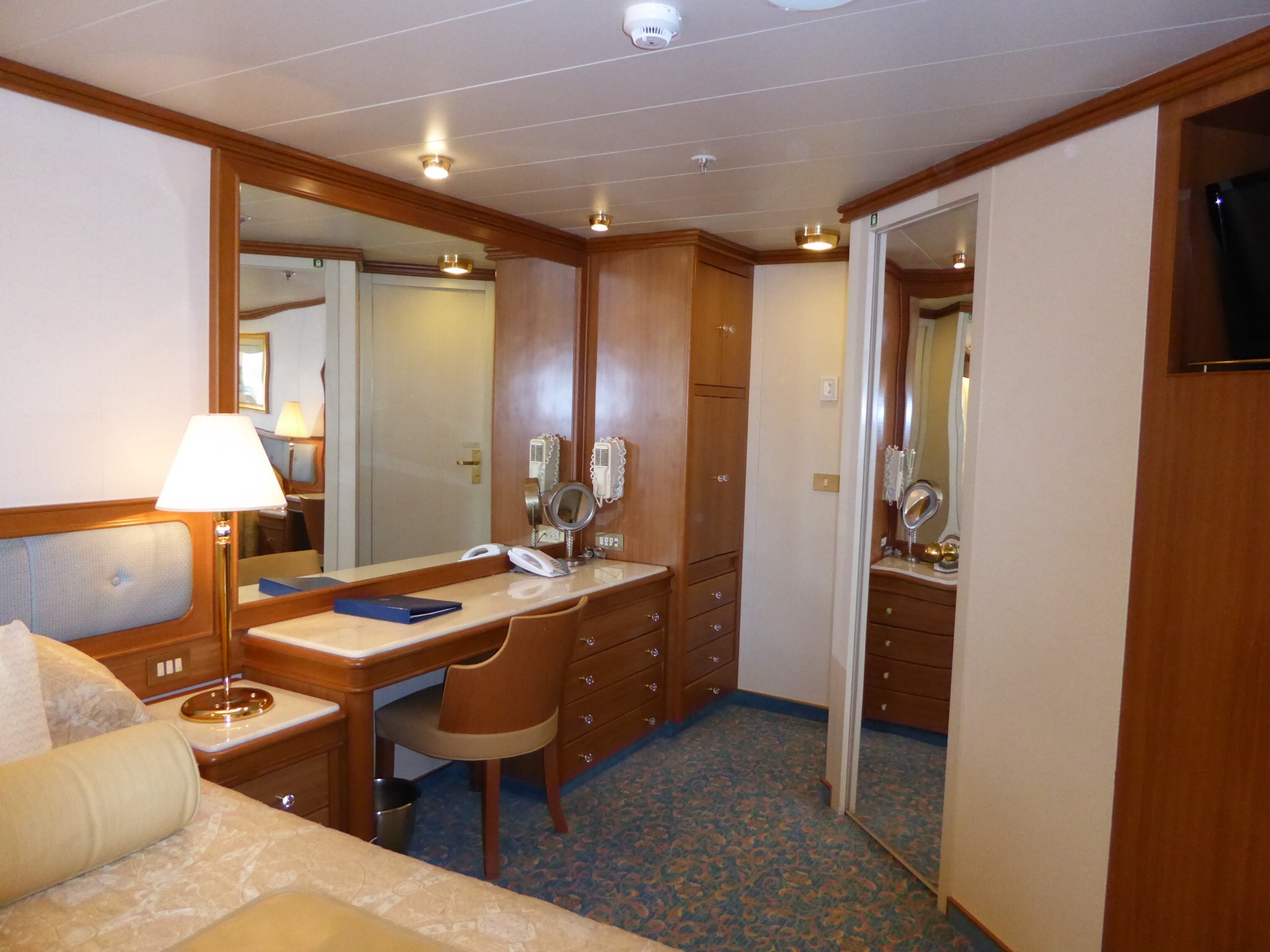 Vista Suite, Cabin Category 66, Ruby Princess