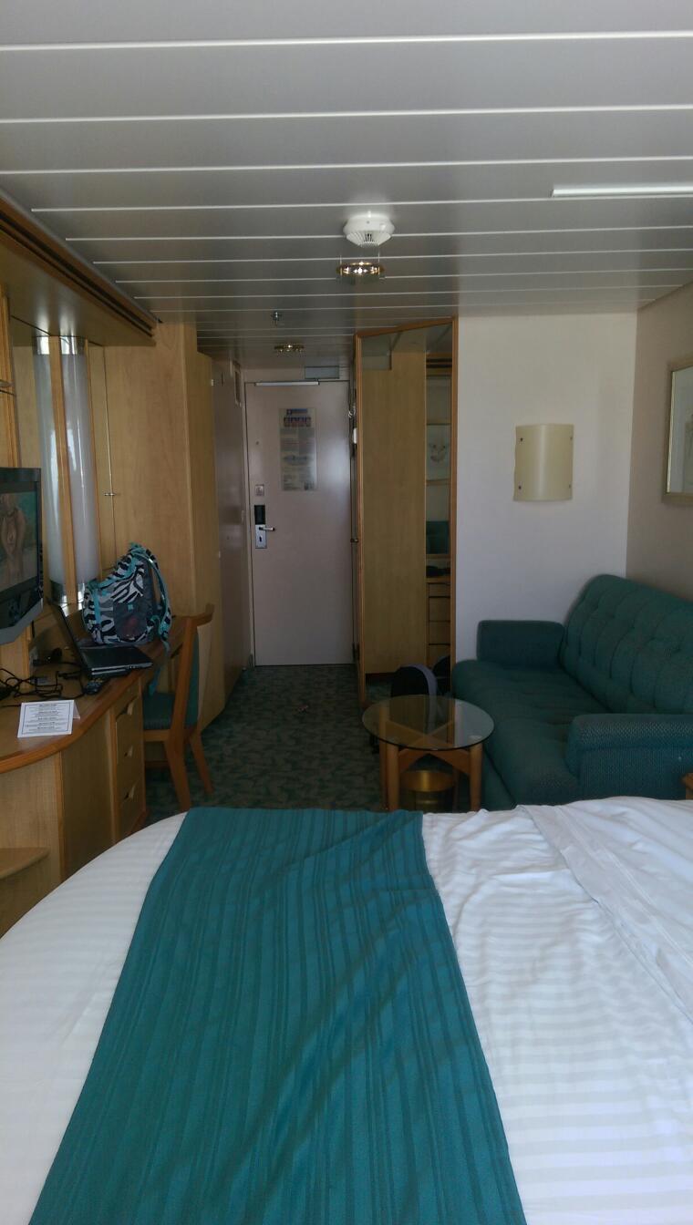 Large Oceanview Stateroom, Cabin Category SF, Liberty of the Seas