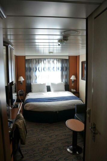 Large Oceanview Stateroom, Cabin Category SG, Jewel of the Seas