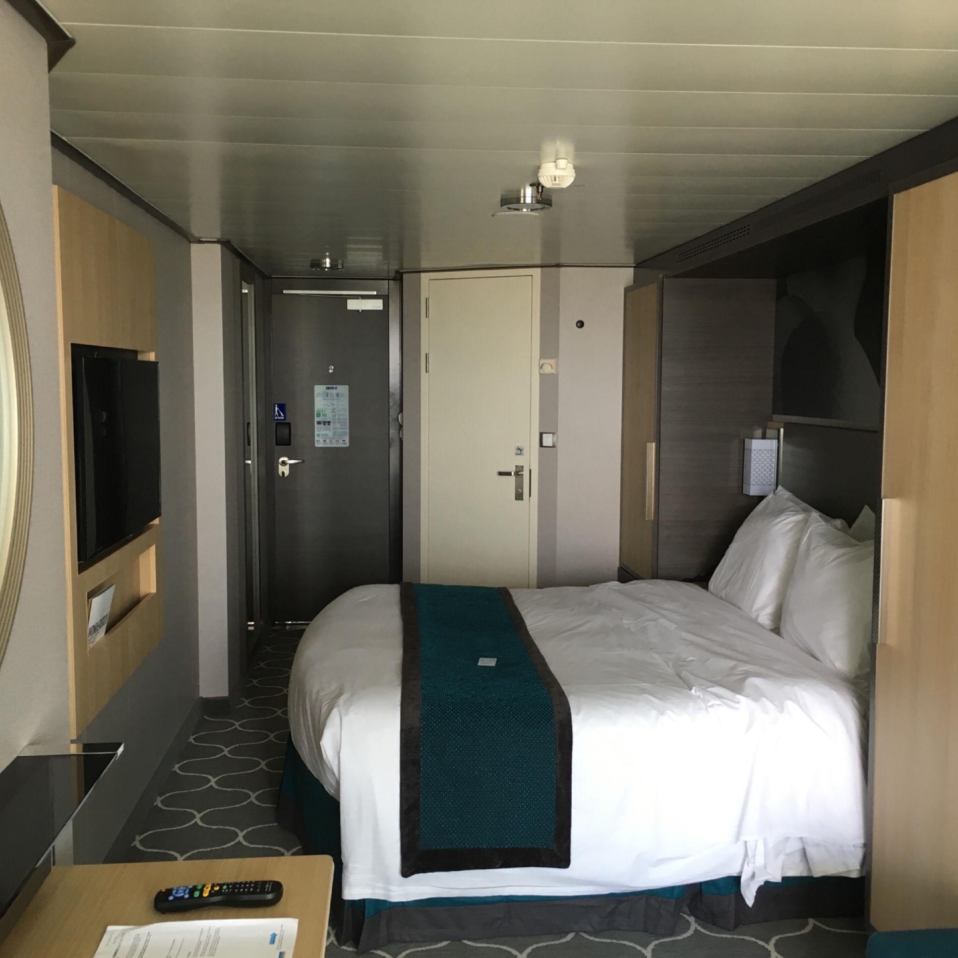 Superior Oceanview Stateroom with Balcony, Cabin Category D3, Harmony ...