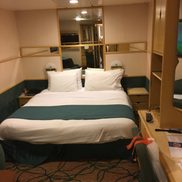 Grandeur of the Seas Cabins and Staterooms