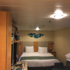 Inside Cabin 8435 On Allure Of The Seas Category Sl