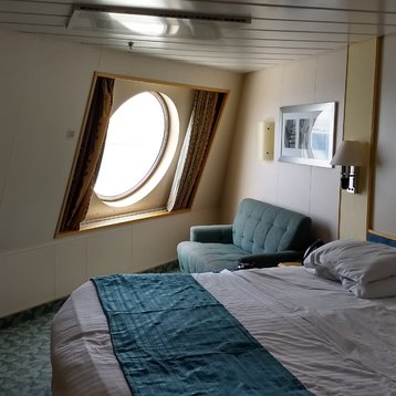 Independence of the Seas Cabins and Staterooms