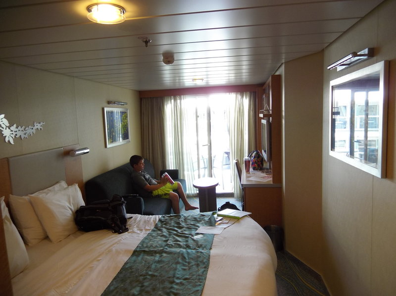 Balcony Cabin 14709 On Oasis Of The Seas, Category Bv