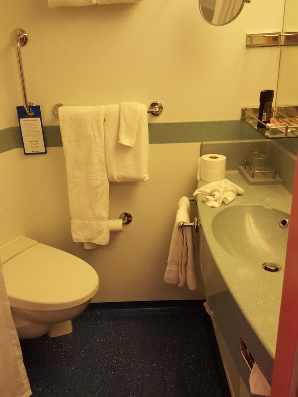 Balcony Stateroom, Cabin Category 8B, Carnival Splendor