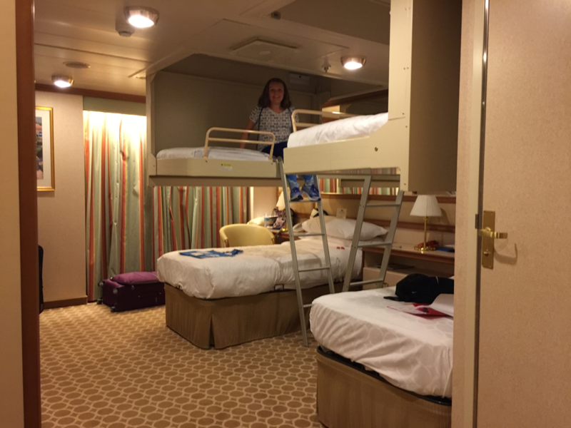 Oceanview Stateroom (Obstructed View), Cabin Category O5 ...