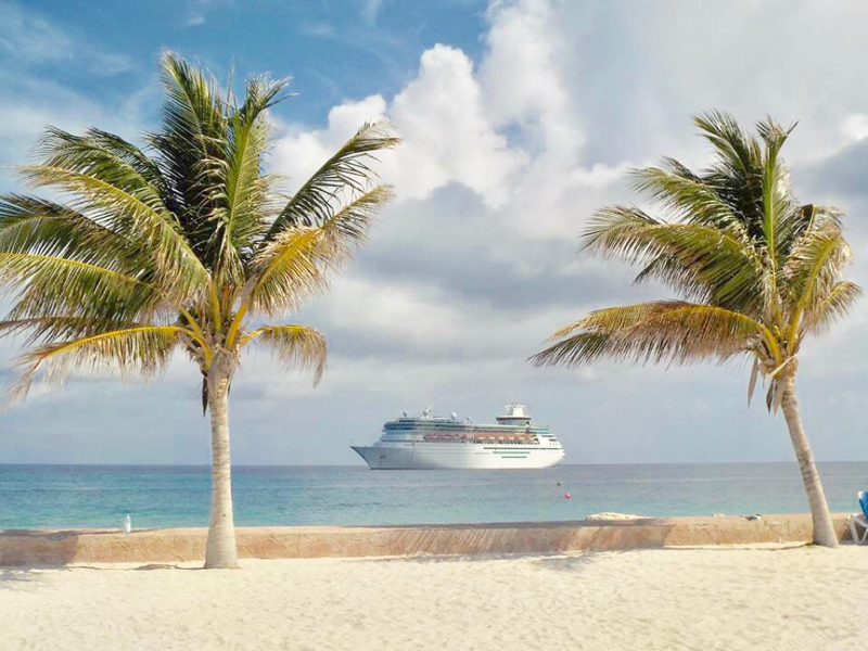 Cococay (Cruiseline's Private Island) Cruise Port - Cruiseline.com