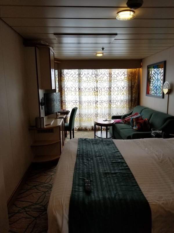 Balcony Cabin 7540 on Vision of the Seas, Category D2