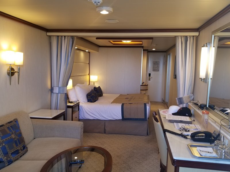 Mini Suite, Cabin Category M*, Royal Princess