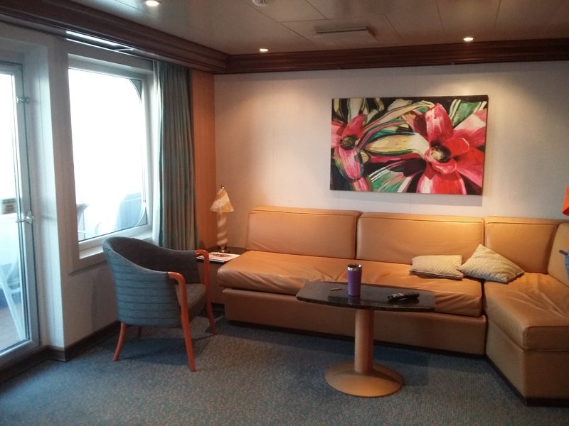 Suite 7303 on Carnival Magic Category GR