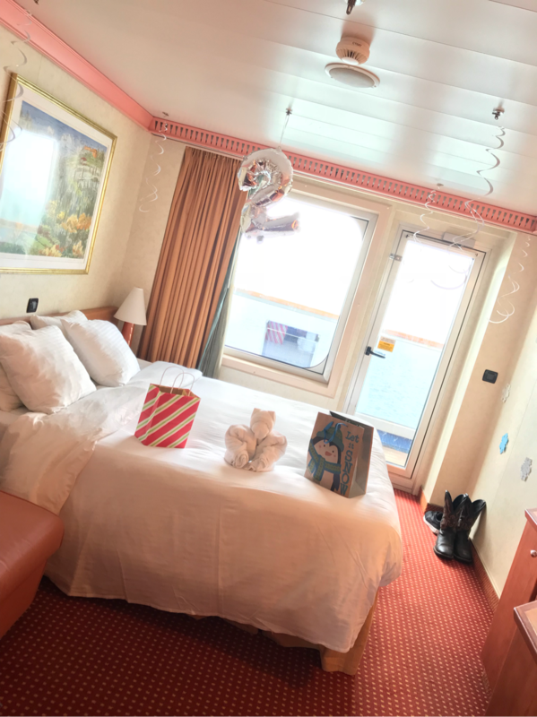 Balcony Stateroom, Cabin Category 8E, Carnival Valor