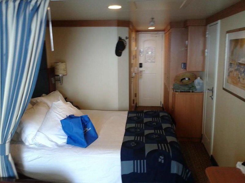 Deluxe Oceanview Stateroom With Verandah, Cabin Category 5C, Disney Fantasy