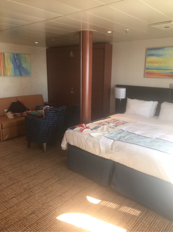 Suite U76 on Carnival Elation, Category GR