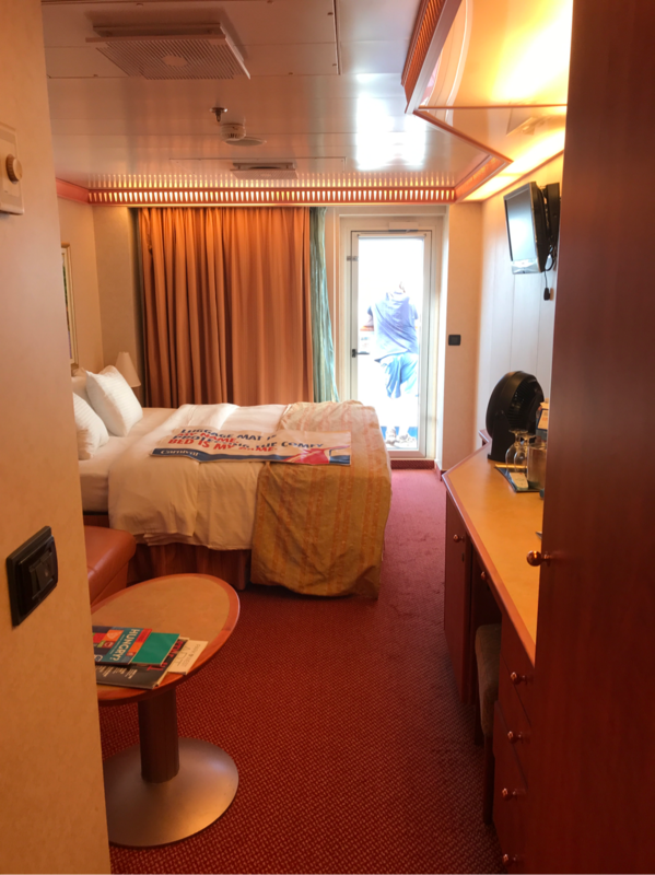 Balcony Cabin 1073 on Carnival Splendor, Category 8F