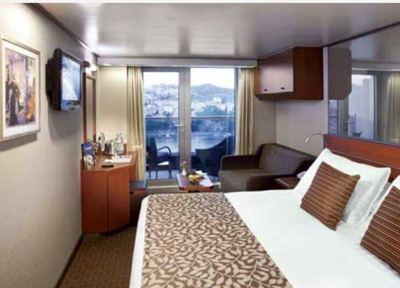 Balcony Cabin 4051 on Eurodam, Category EJ