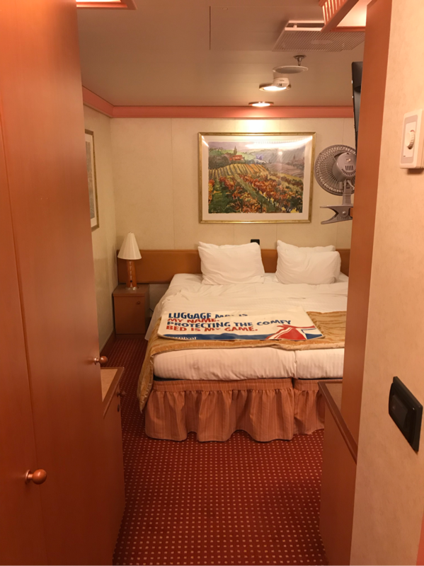 Interior Stateroom Cabin Category 4D Carnival Valor   2f840f31211d09b9126260df68229b03 800 