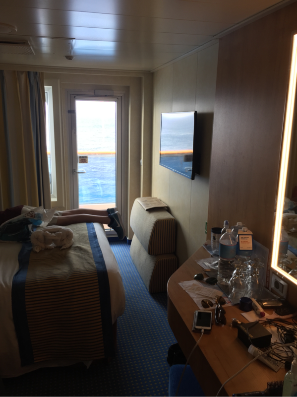 Balcony Cabin 10207 on Carnival Vista, Category 8E