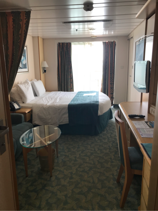 Balcony Cabin 9406 on Freedom of the Seas, Category 6D