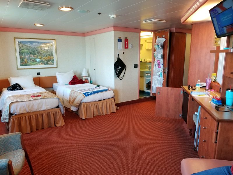 Oceanview Stateroom, Cabin Category 6B, Carnival Valor