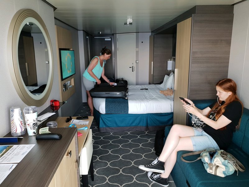 Balcony Cabin 10542 on Harmony of the Seas, Category 5D