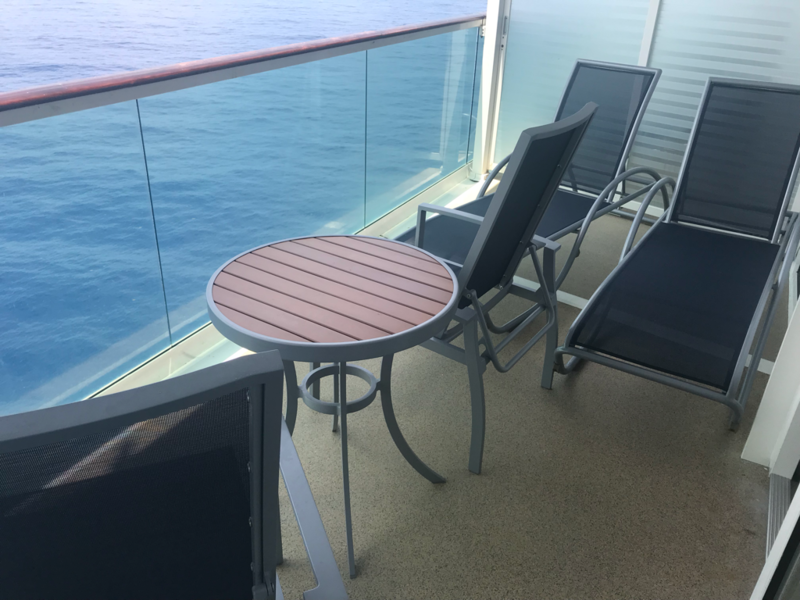 Suite 9648 on Liberty of the Seas, Category YU