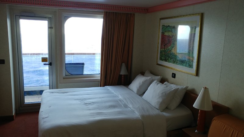 Balcony Cabin 6363 On Carnival Valor, Category 8b