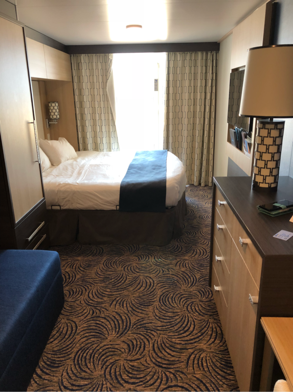 Deluxe Obstructed Oceanview Stateroom With Balcony, Cabin Category Do 