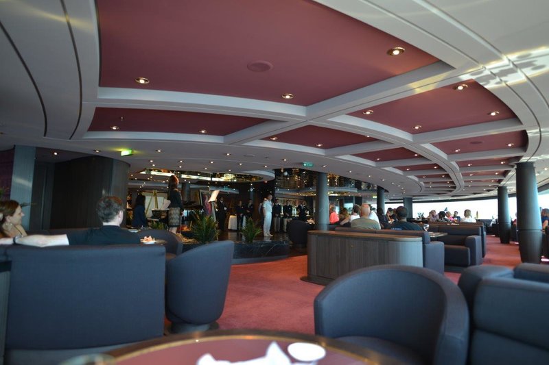 msc divina yacht club royal suite