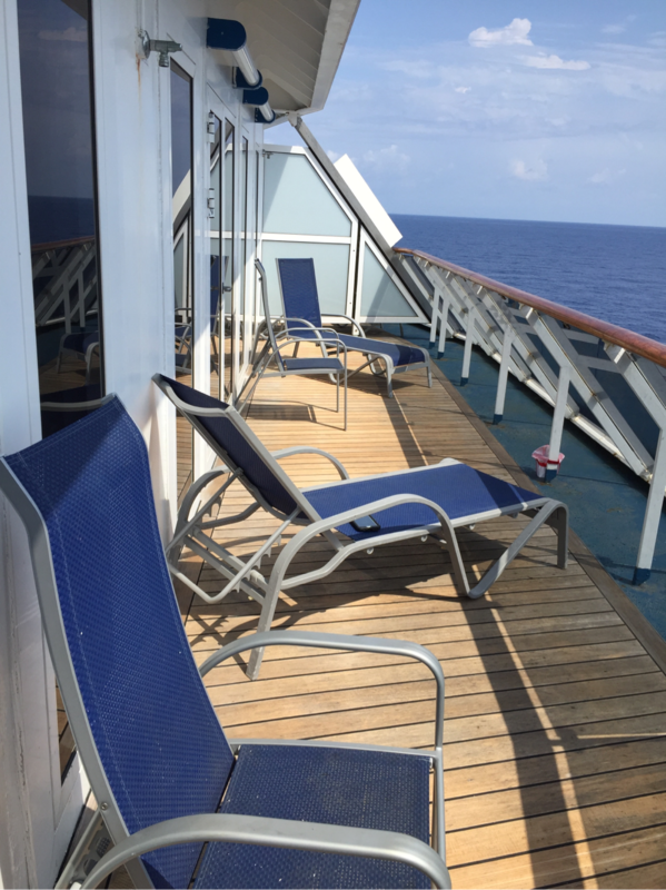 Vista Suite, Cabin Category VS, Carnival Miracle