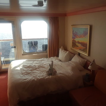 Carnival Splendor Cabins and Staterooms