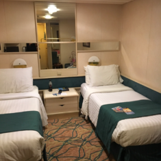 Inside Cabin 4011 On Rhapsody Of The Seas Category Sl