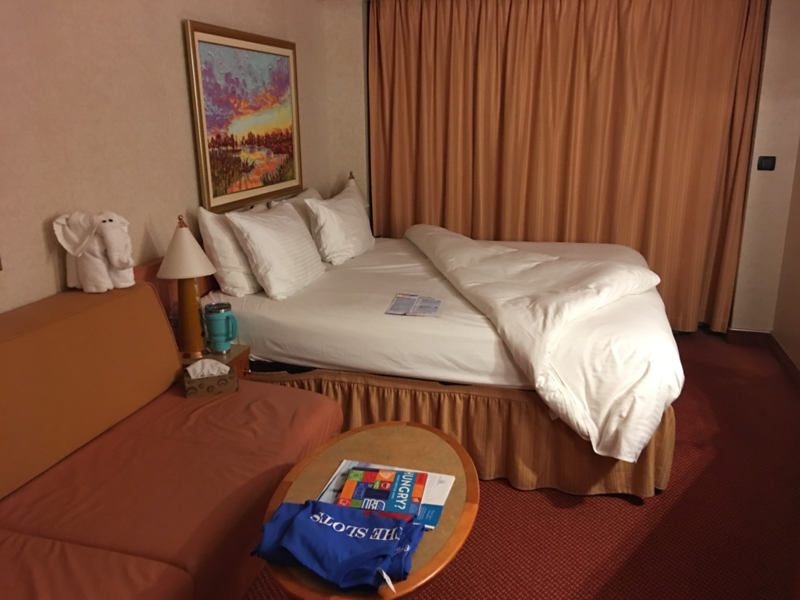 Aft-view Extended Balcony Stateroom, Cabin Category 8m, Carnival Splendor