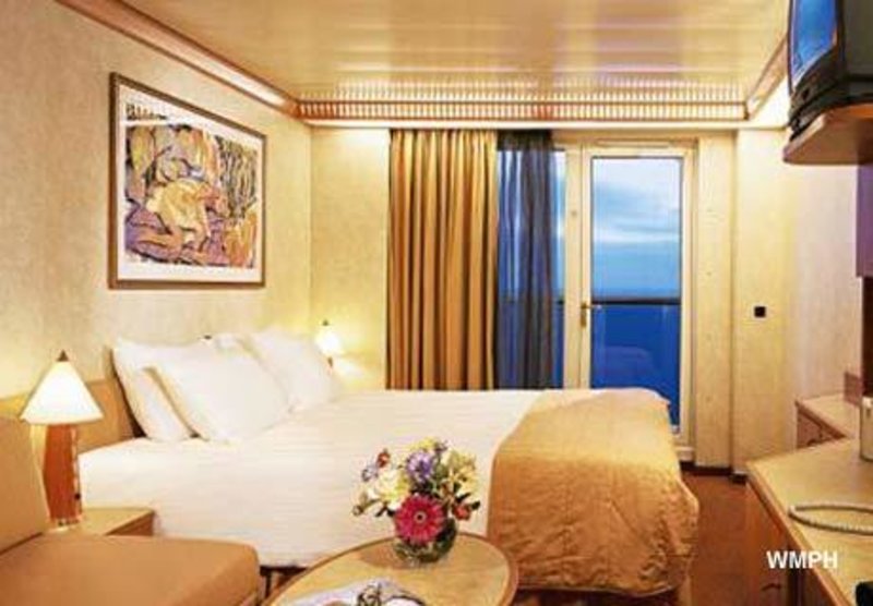 Balcony Stateroom, Cabin Category 8G, Carnival Dream