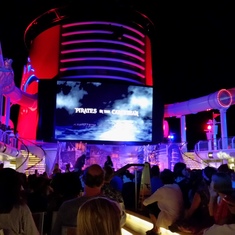 Night Show (Pirates)