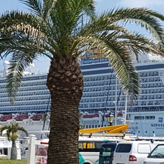 DockEd in Bermuda, the ship is unbelievable