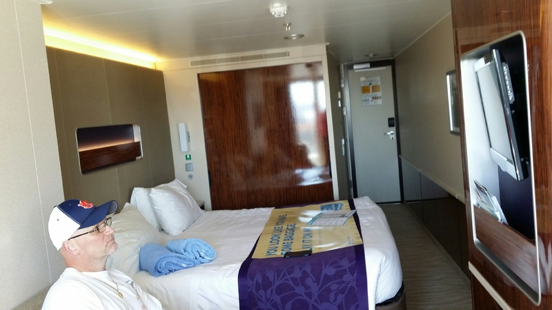 Suite 11796 on Norwegian Breakaway, Category MA