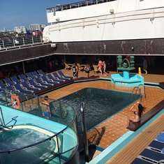 Carnival Glory Features and Amenities - Cruiseline.com