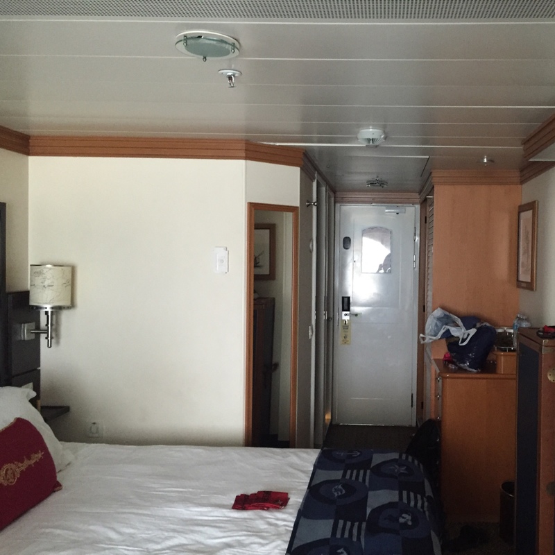 Deluxe Oceanview Stateroom, Cabin Category 9A, Disney Wonder