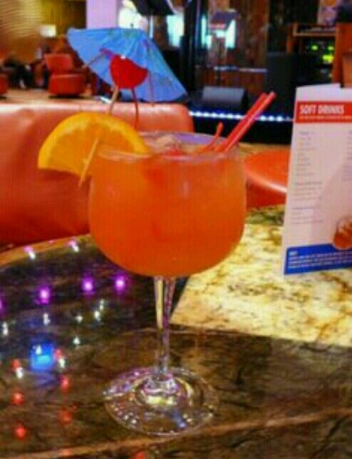 Carnival Dream - Reviews and Photos