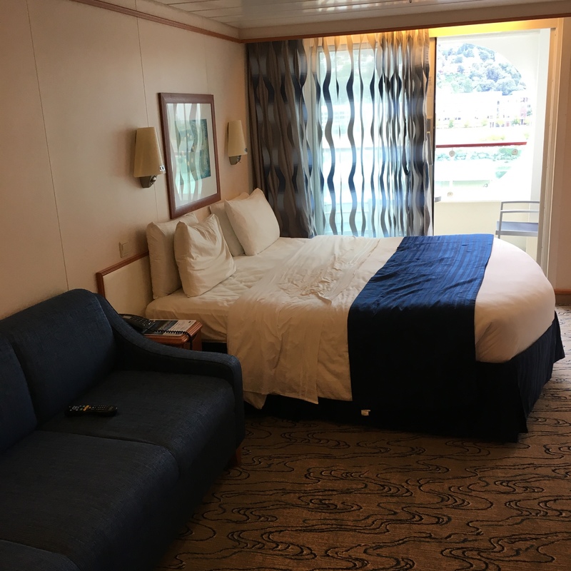 Balcony Cabin 8672 on Explorer of the Seas, Category D2