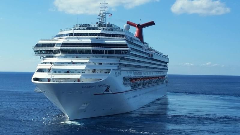 Carnival Glory - Reviews and Photos