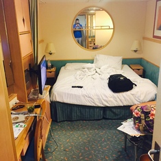 Inside Cabin 8455 On Adventure Of The Seas Category 3l